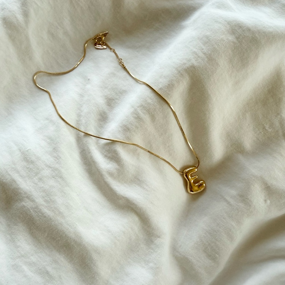 Anthropologie Bubble Letter Monogram Necklace – New, Never Worn